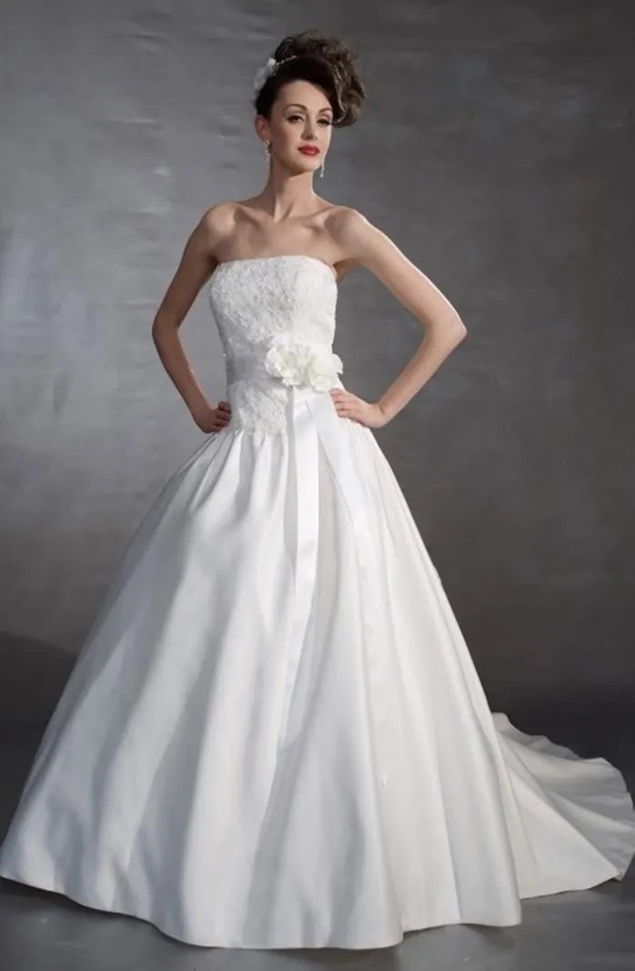 ---Cheap A line style 2021 wedding dress in satin with bodice embellished with lace embroidery--