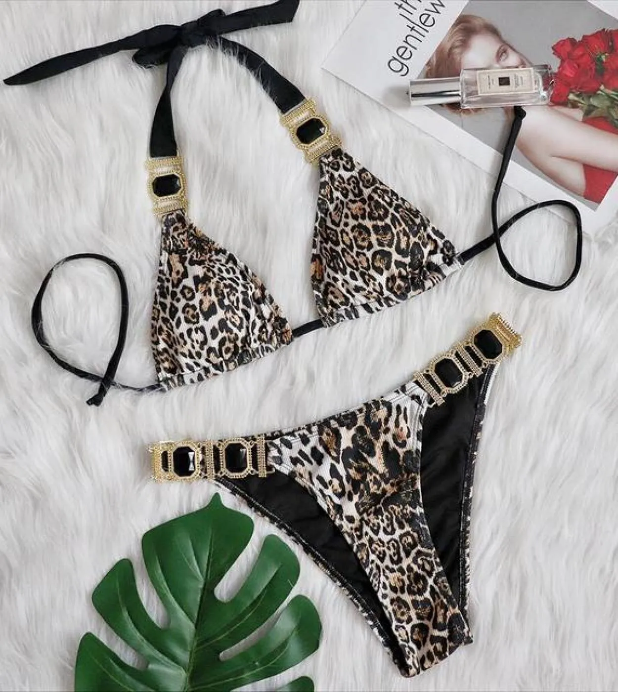 Bikini 2022 Leopard Diamond Chain Swimwear Costume da bagno Donna Halter Bikini Set Costume da bagno Beach Bikini Luxe Female Pu