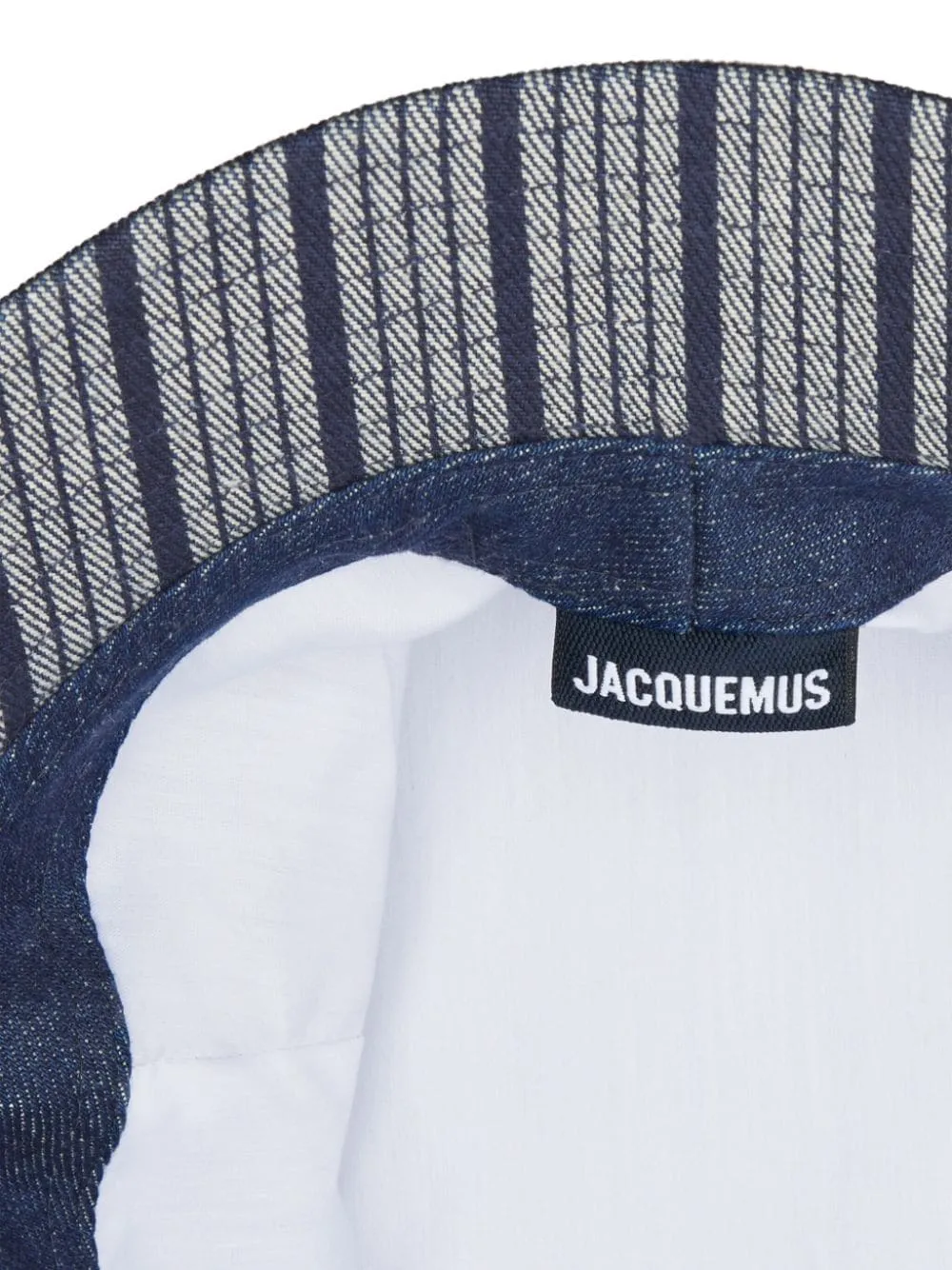 JACQUEMUS CAPPELLO LE BOB GADJO