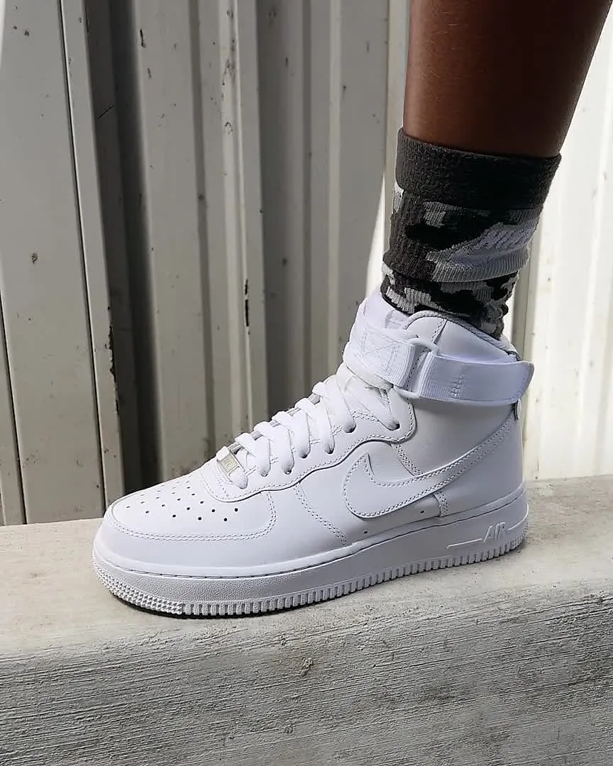 Nike Air Force 1 W Hi Triple White