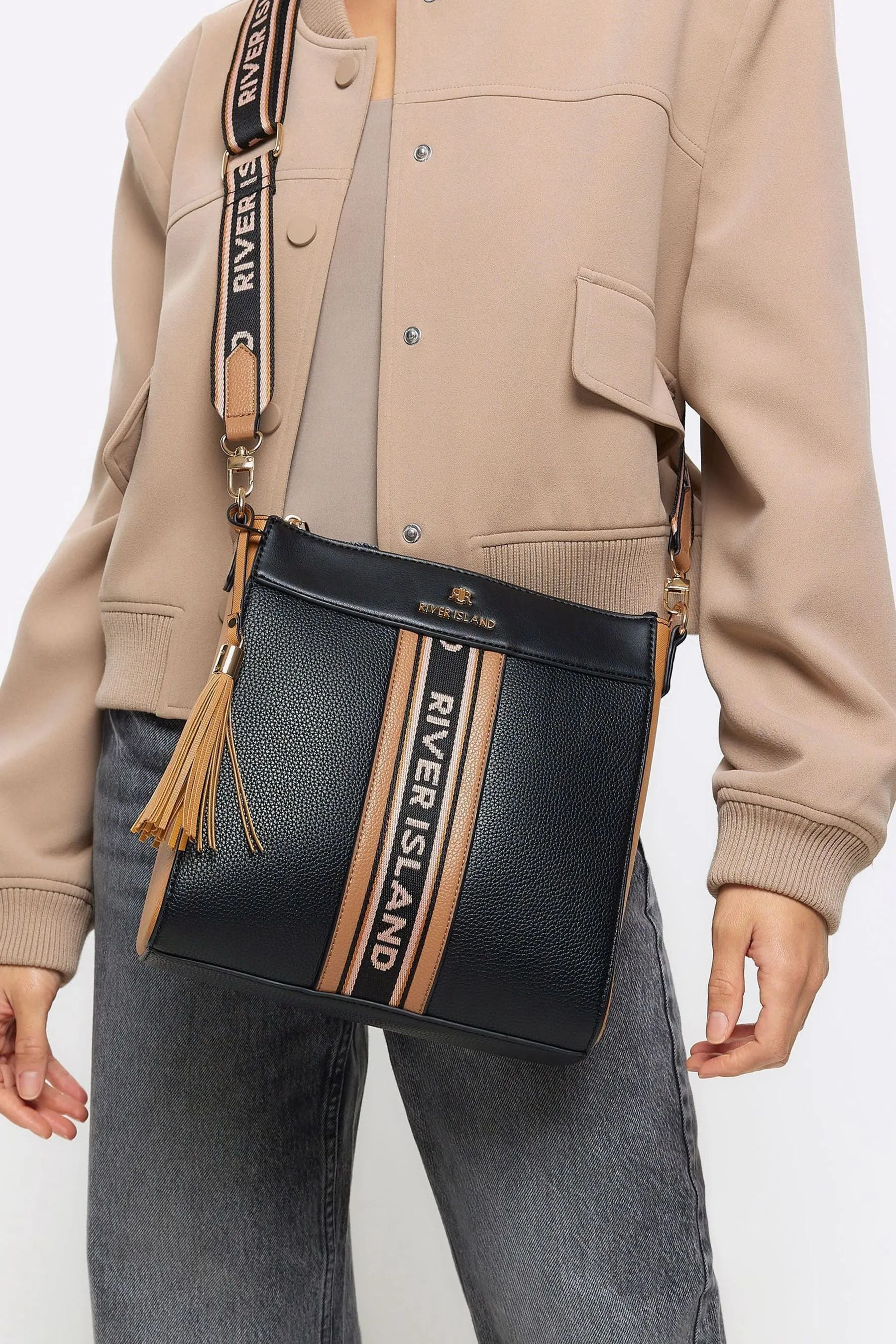 River Island - Borsa a tracolla Borsa messenger frontale    