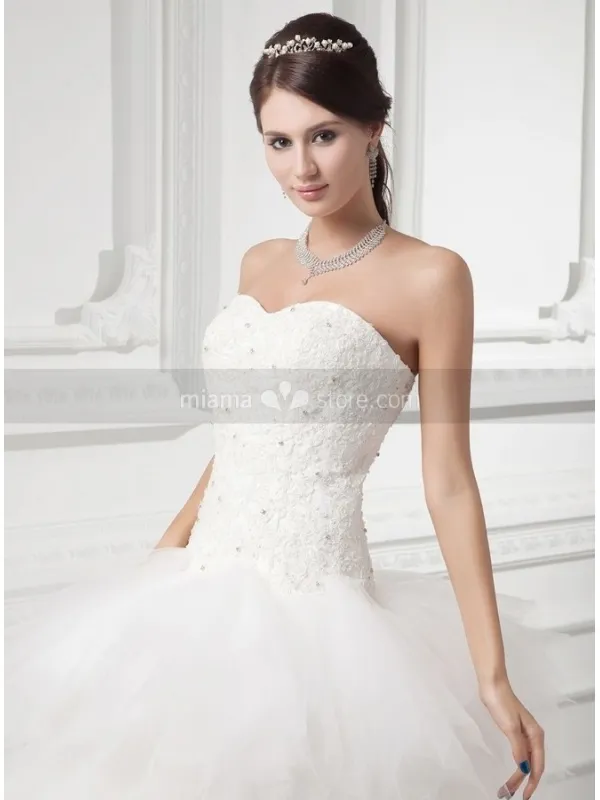 VICKY - A-line Sweetheart Chapel train Tulle Wedding dress